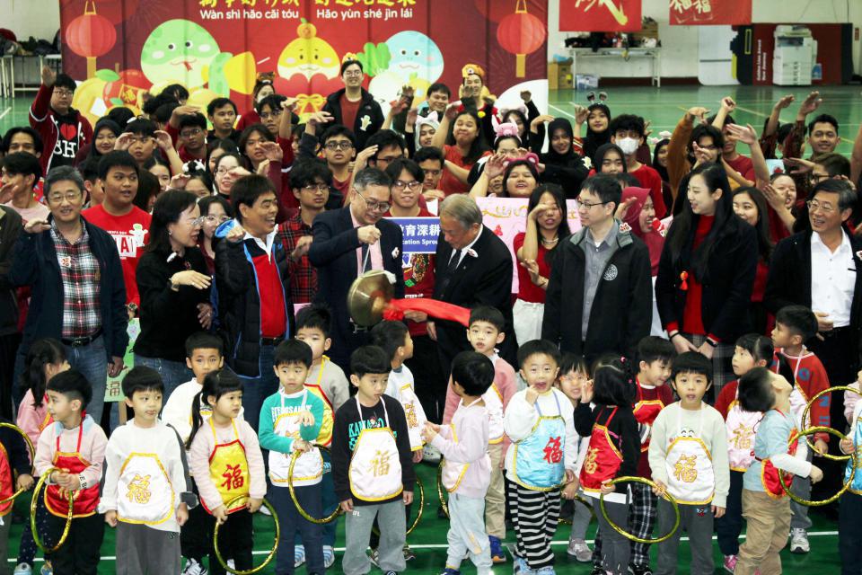 正修科大「萬事好彩頭、好運蛇進來」運動會 趣味競賽陪伴境外生提前歡度春節