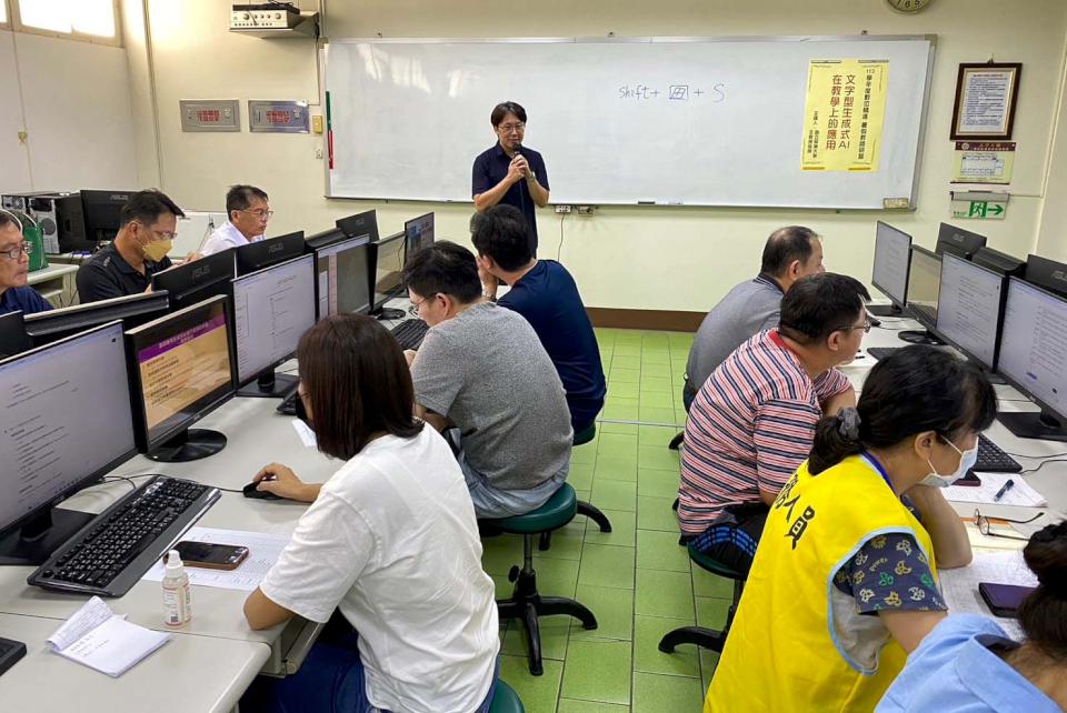 高英工商生成式AI在教學上的應用進階研習 引導教師應用創新科技輔助教學