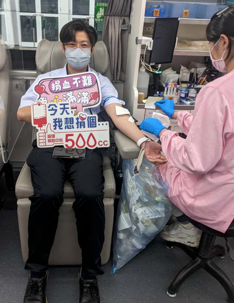 台灣中油煉製事業部邀同仁眷屬洽公民挽袖獻愛 7.5小時募得38750cc 熱血