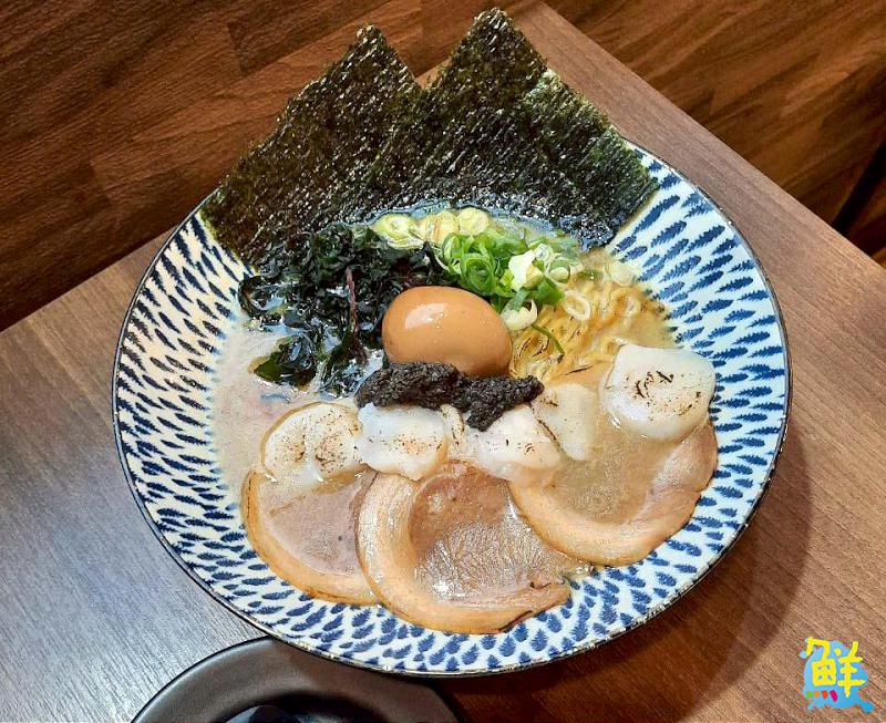 拉麵控不想說的秘密！網友瘋傳 鳳山必吃     食事處櫻亭 豚骨拉麵專賣 燒烤．日式居酒屋