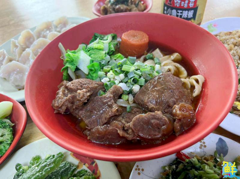 左營眷村美食 阿湯哥牛肉麵 品味誠意十足的在地雋永滋味