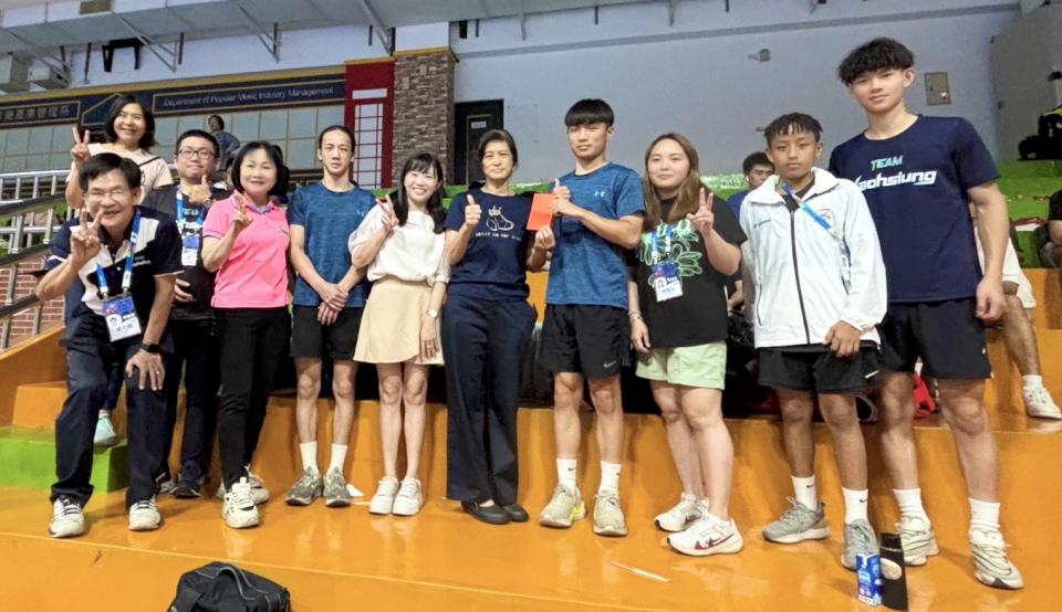 小港國中拳擊隊114年全中運3金2 銀3銅孫閩訓、楊皓鈞、翁語瞳包辦3金