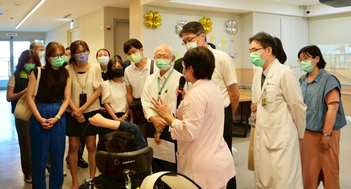 雄檢、犯保協會高雄分會訪高市民生醫院飛象、飛躍家園 肯定專業守護受虐重症兒少
