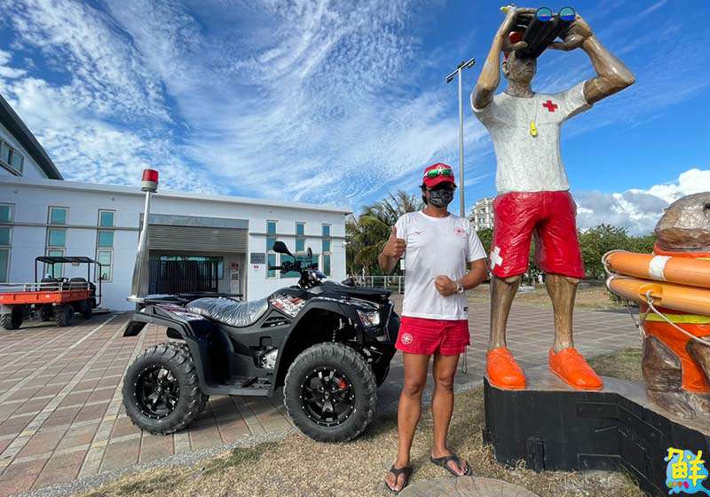 高雄旗津沙灘「藍眼淚」落成 淨灘車及沙灘車加入營運    為遊客打造乾淨安全的遊憩環境