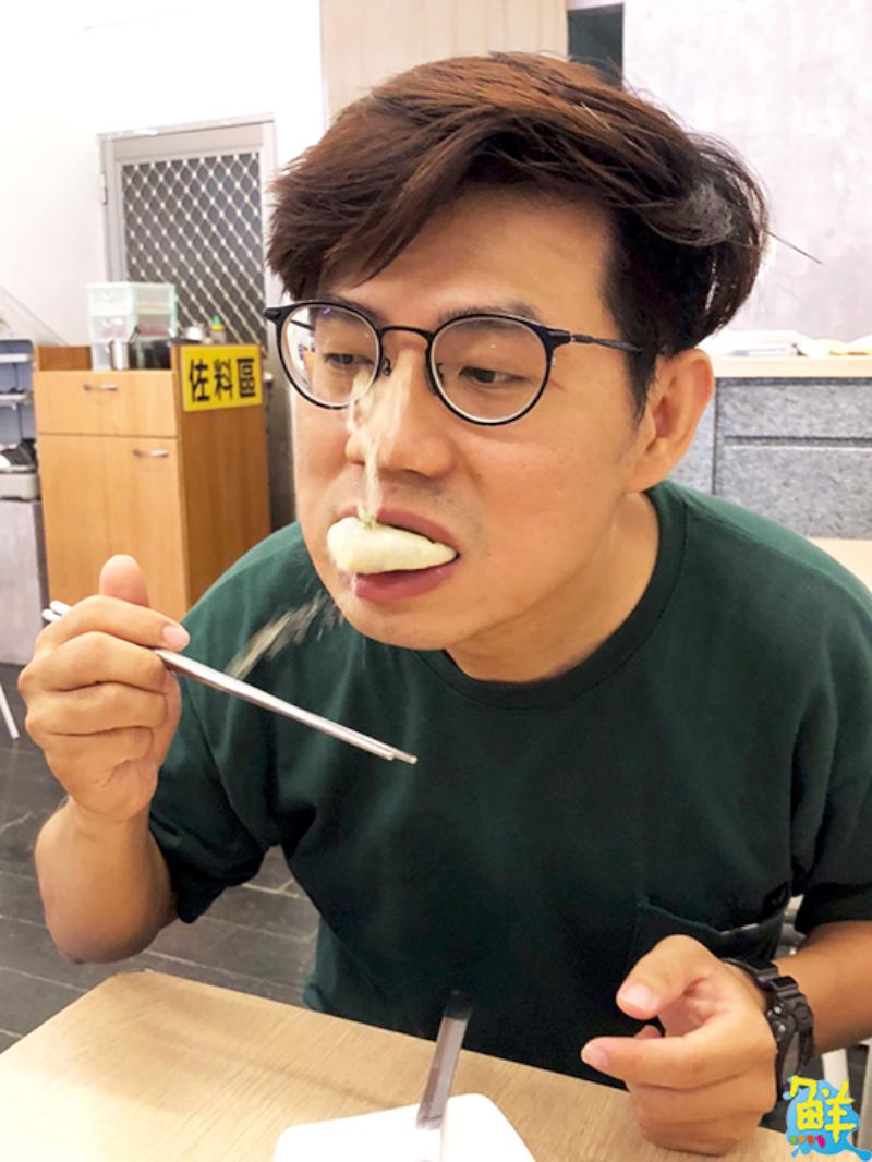 一口爆汁!亞葆湯包 人氣秒殺的好味道