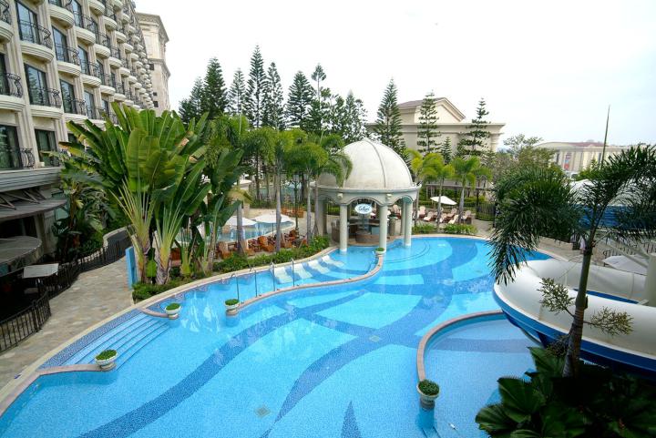 高雄義大皇家酒店2人2晚5500元起長住另優惠 天悅飯店親子平日入住一晚3996元起