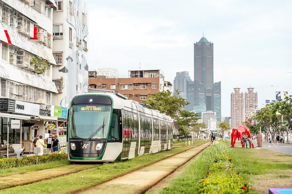 【第304期】悠閒春日旅遊提案 高雄文青野餐指南 來場藝術與美食的浪漫野餐吧!