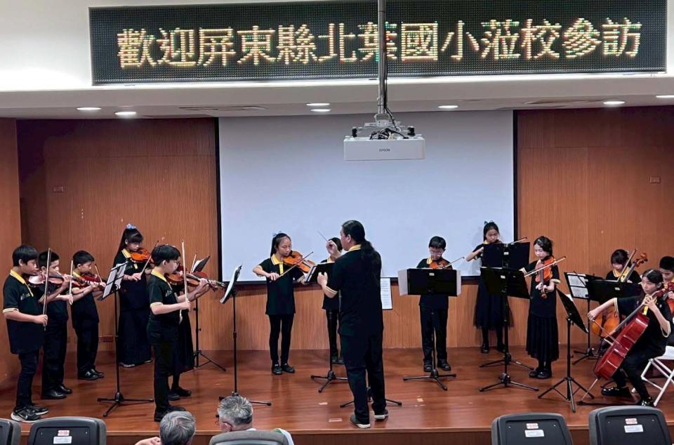 河堤國小與屏東縣北葉國小文化交流 驚艷原民天籟美聲體驗音樂多元風貌