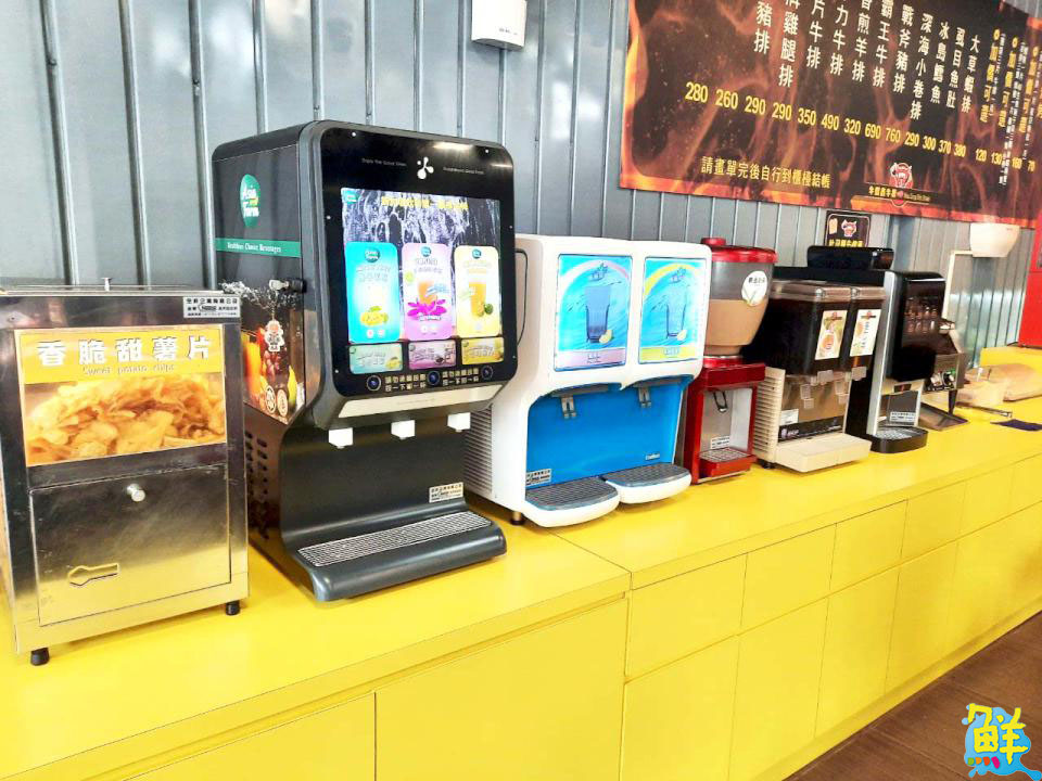 楠梓牛排霸主!牛鼎鑫牛排 頂級排餐最狂自助吧 保證飽到天靈蓋