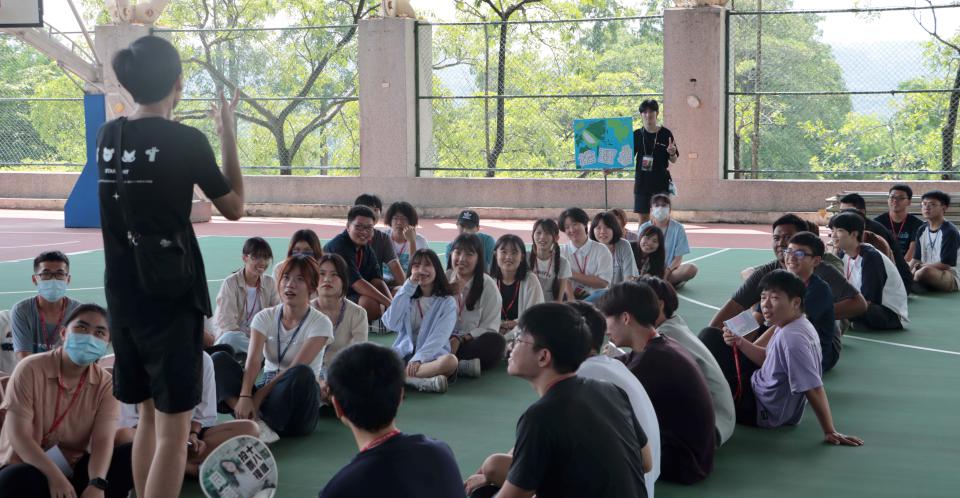 高師大為期兩天新生定向共識營聚焦星輝 校長王政彥勉躋身專業新星