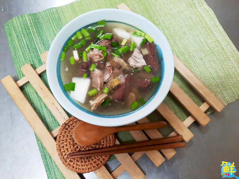 一碗好滋味 造福百年客 好口味豬血湯鼓山人共同的美味記憶