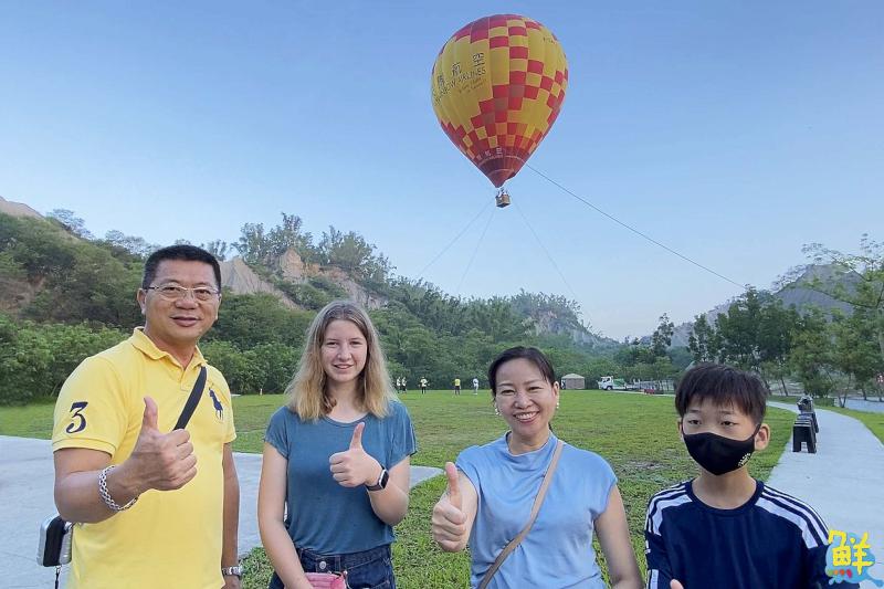 高雄玩不完! 「2023高雄愛.月熱氣球」田寮月世界浪漫起飛 開啟連假的節奏