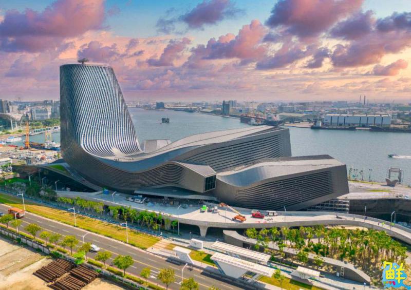 高雄玩不完! 「2023高雄愛.月熱氣球」田寮月世界浪漫起飛 開啟連假的節奏