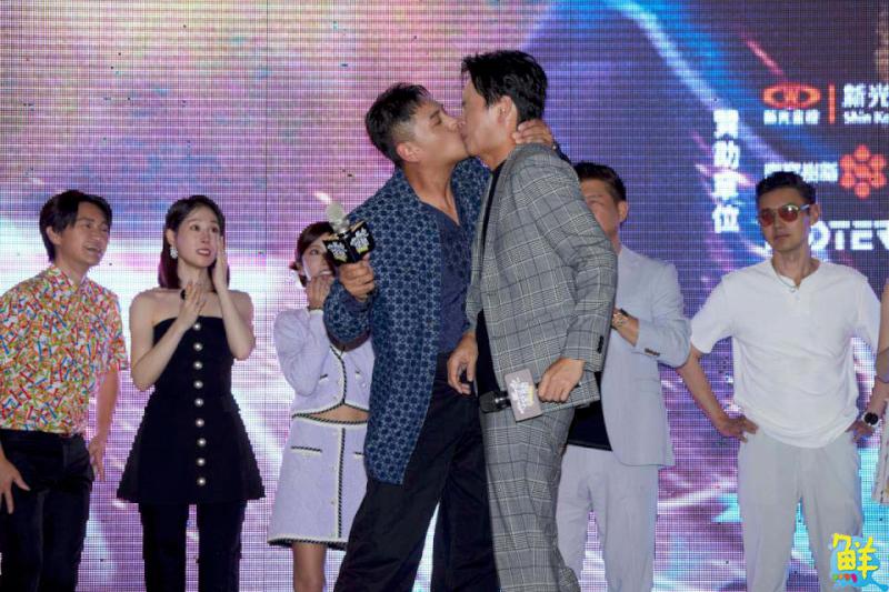 空降票房排行榜第一名《他馬克老闆》有笑有淚道出上班族心聲