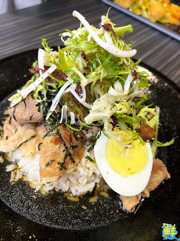 秘製宵夜澎湃超乎想像 深夜蓋飯食堂 幸福溫馨就像家一樣