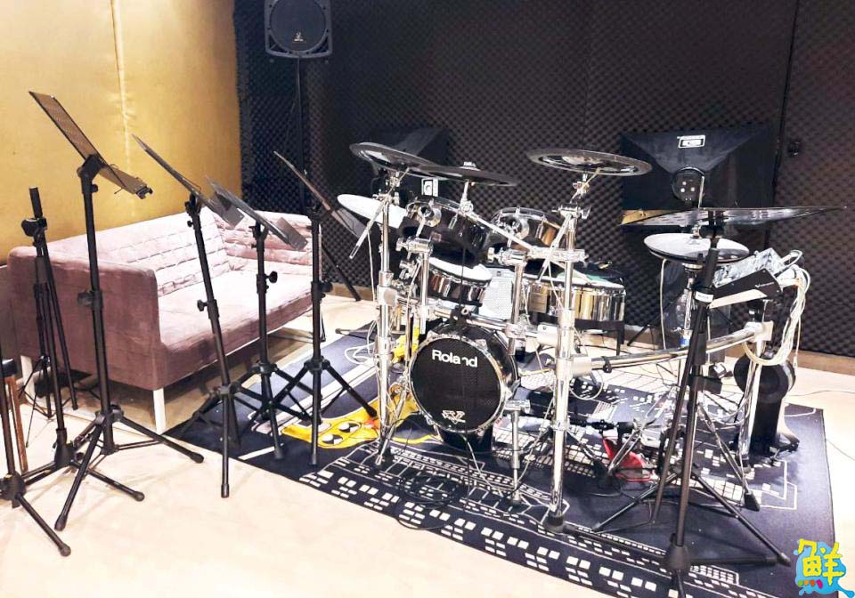 零基礎輕鬆入門 Jia薩克斯風展售‧教學中心 陪您領略薩克斯風的魅力樂音