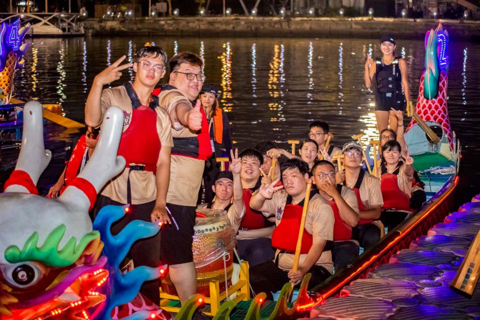 正修科大特教中心首挑戰2025高雄端午嘉年華暨龍舟錦標賽 小型民俗龍舟自強組摘銅