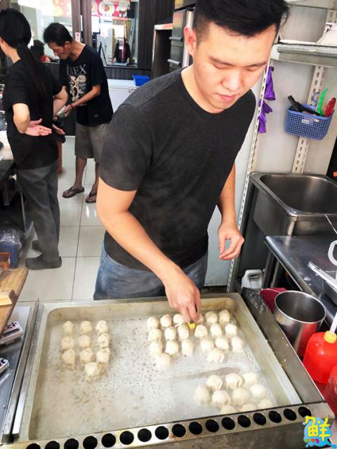 媽媽的味道 鳳山銅版美食No.1元餃 煎餃、酸辣湯專賣店