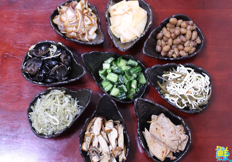 媽媽的味道 鳳山銅版美食No.1元餃 煎餃、酸辣湯專賣店