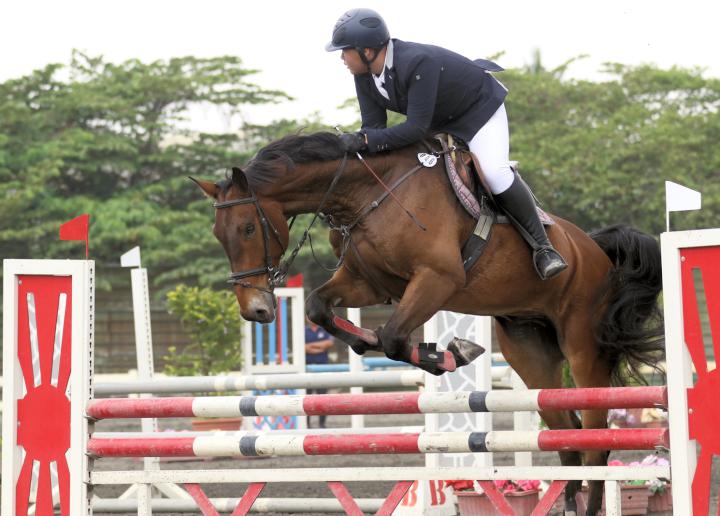 第41屆全國中正盃障礙超越錦標賽首度移師高雄 逾200名好手名駒教勁