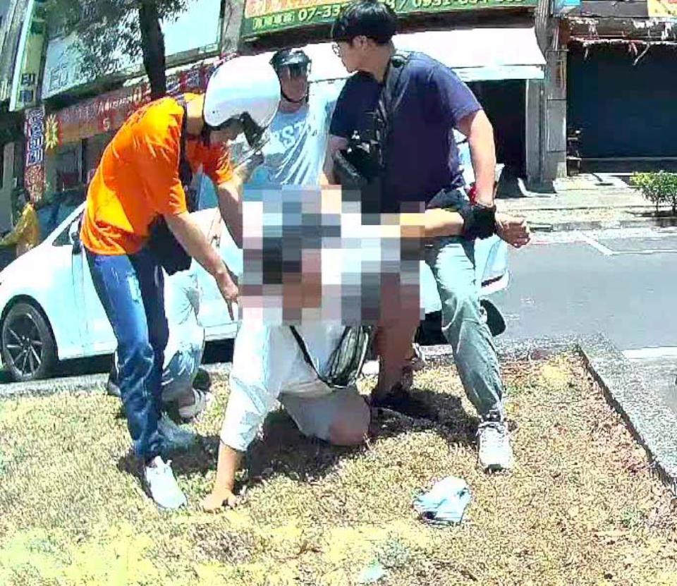 高市刑警飛車追逐取款車手 逮情侶檔扣證物送辦羈押獲准