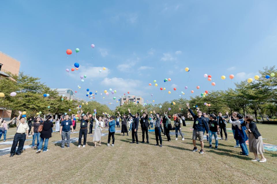高科大創設學院國際海報展 精選45國235名設計師249件創作