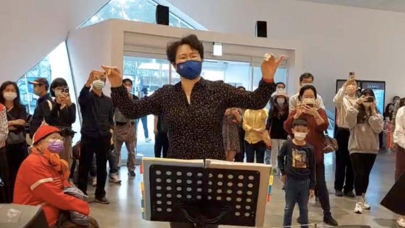高雄內惟藝術中心65聲道的交響體驗吸引遊客朝聖 國際知名指揮陳美安驚艷立音效