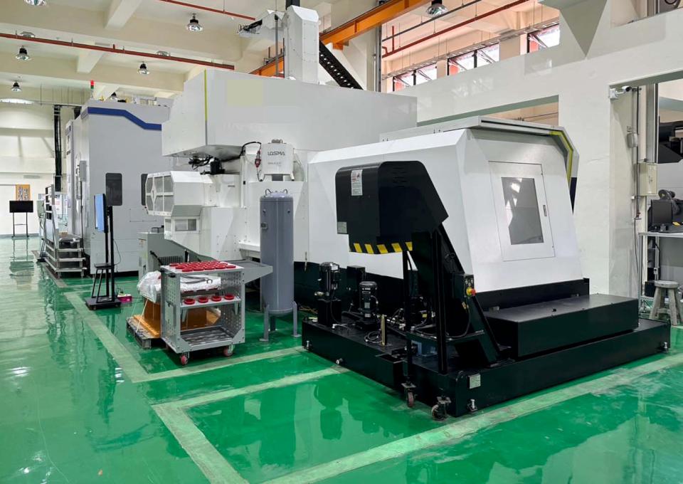 教育部五軸切削技術人才基地進駐正修科大 結合資深業師培訓智慧自動化人才