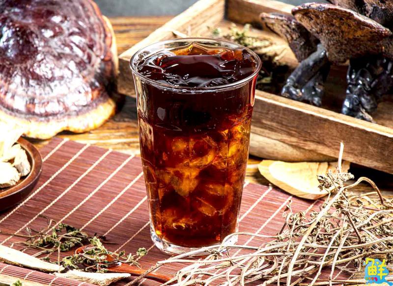 風靡全台 傳承超越一甲子健康好滋味 【濃厚舖青草茶】