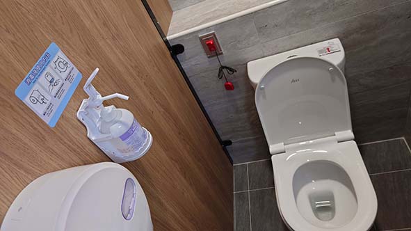 大同醫院加密清消公廁等場域強化防疫 冷光反應檢測客觀呈現環境病菌數