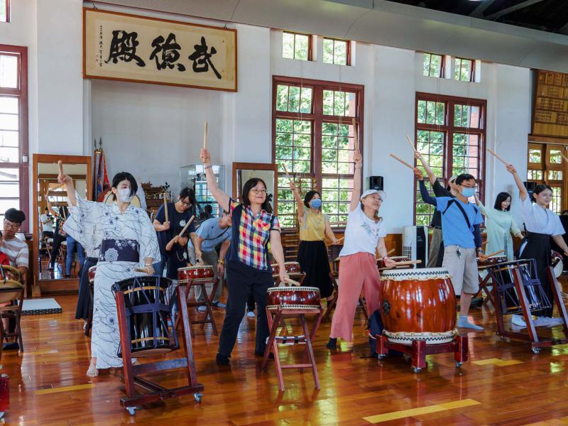 高市古蹟武德殿落成100週年注連繩慶生 弓道、舞踊、太鼓表演同步開放體驗