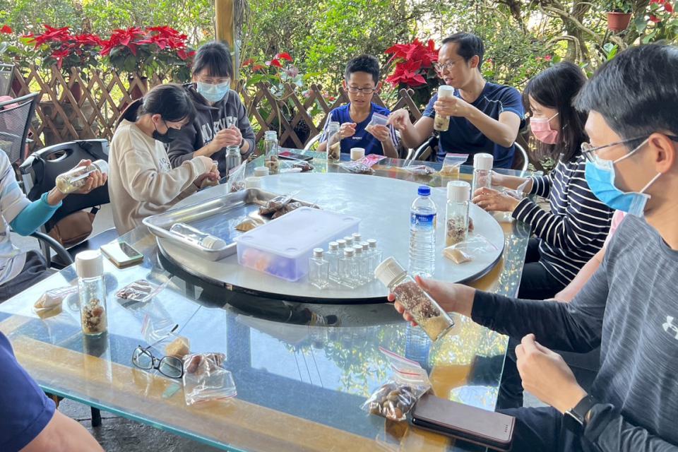 高英工商前進台南市2休閒農業區辦研習 36所國中87名教師巡禮低碳綠色食農教育