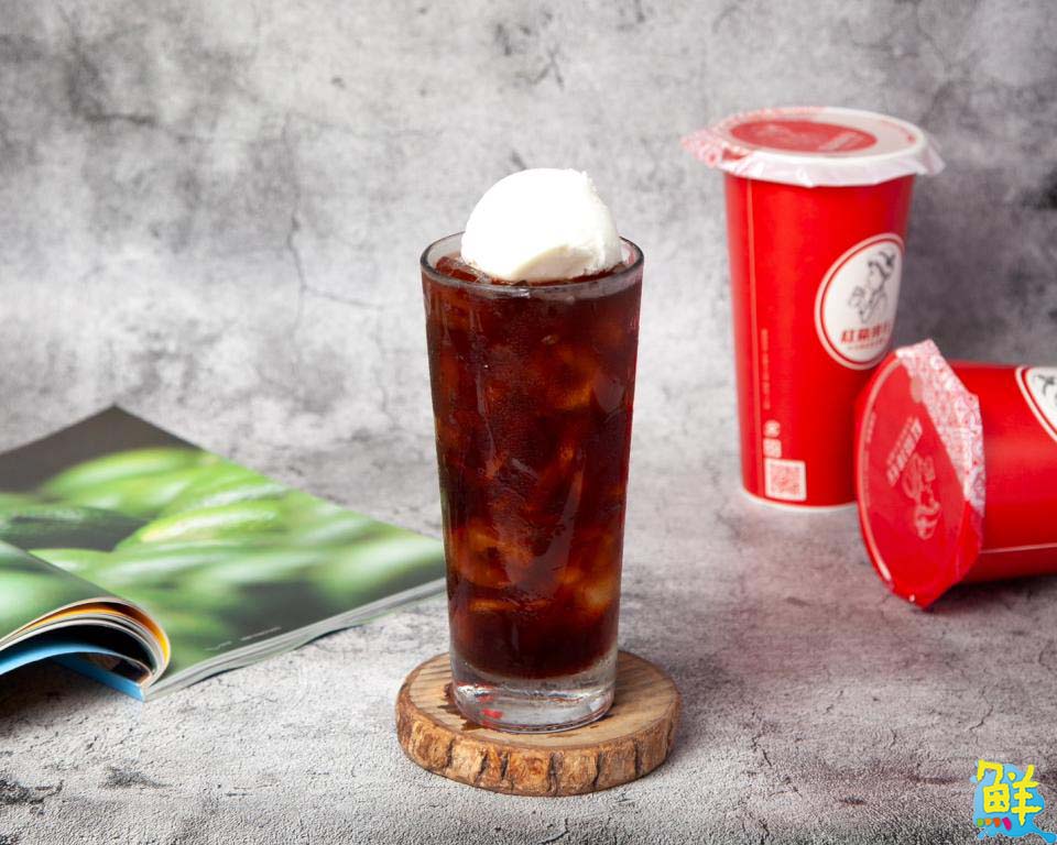 駁二超夯零負評飲品 親和力口碑NO.1 紅茶帝國臨海店 經典不敗杯杯好茶