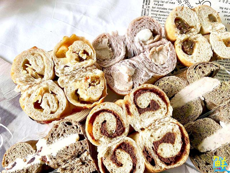 健康美味全麥無糖油貝果 Neco&Cake貓蛋糕 獨家販售中
