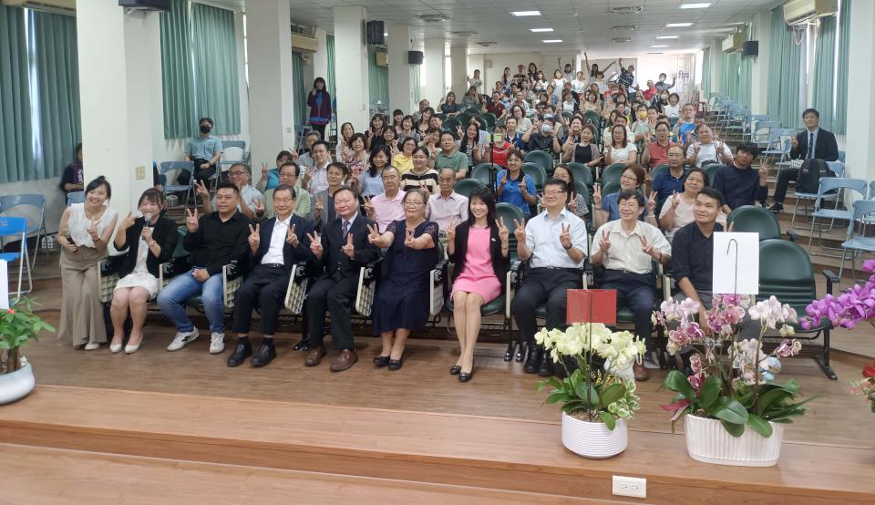 高市蚵寮國小校長易主 河堤國小教務主任方珮玲陞任