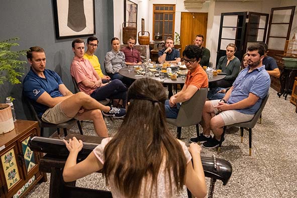 外交國宴大為驚豔! 《1500》學員獻奏流行版國樂「流水」、「十面埋伏」氣氛超嗨