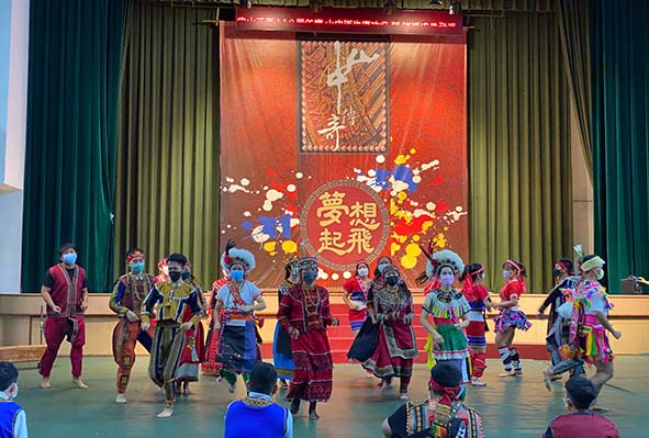 中山工商原民生慶功祭族語成果發表 表揚5名國立大學準新生