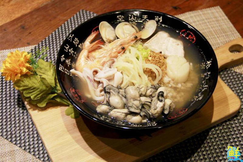 市中心的都市綠洲 粥老大花園景觀餐廳 百坪造景 高雄人的祕密花園