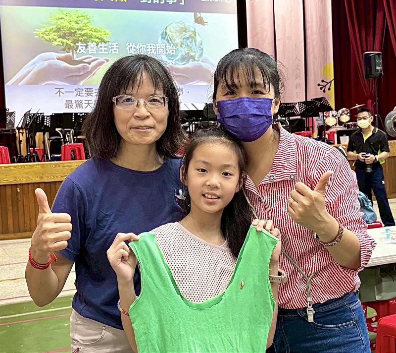 八卦國小首結合八卦里及北屋社發協會 邀學生戲劇報導宣導日常減塑