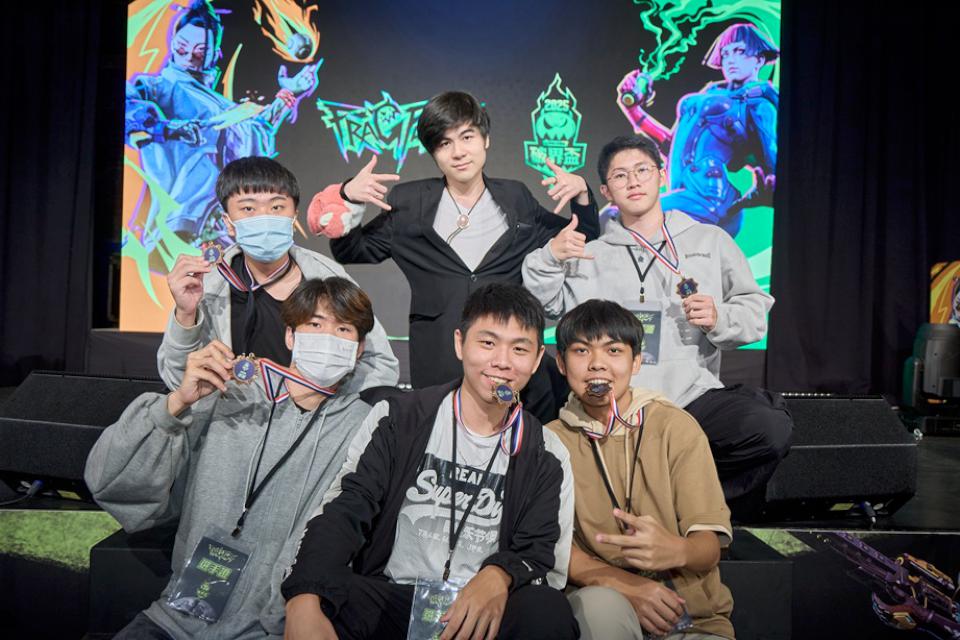 《FragPunk破界盃》全球首場官方電競賽 樹科大樹德龍戰隊抱回季軍