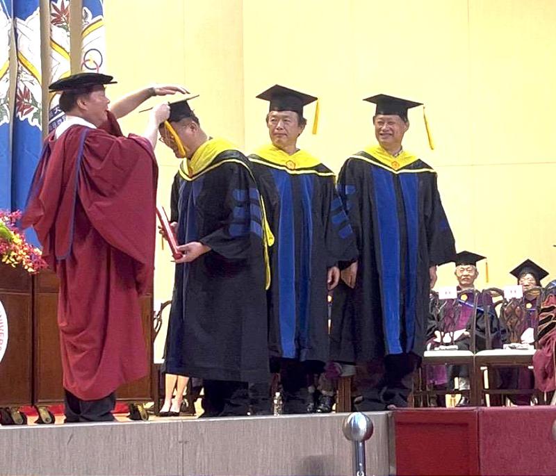 高師大114級畢典近1300生歡喜離校 校長王政彥勉做自己凸顯獨特和自主性