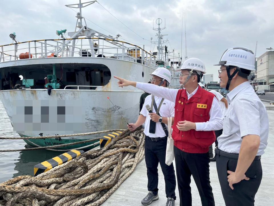 中颱山陀兒來勢洶洶 高市府訪視前鎮、小港區漁船整備、移工安置