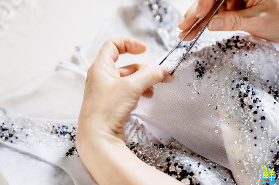 踏上學習愛的旅程   錢淑貞(曼尼總監)以針線為新娘編織最真誠的祝福