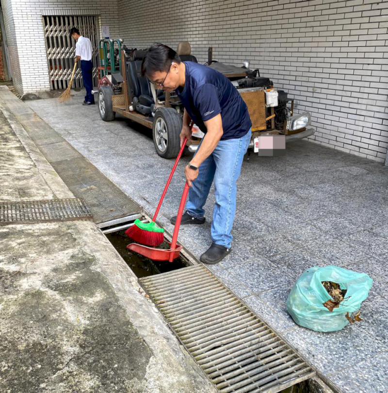高英工商親師生動員整頓校園環境 假日商請清潔業者協助防登落實督檢
