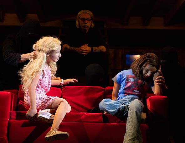 當代劇場大師羅伯・勒帕吉新作《庫維爾1975:青春浪潮》 衛武營亞洲首演