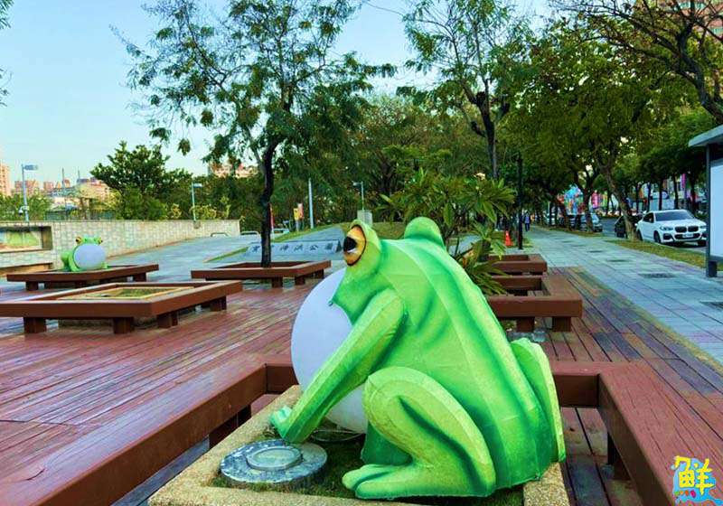 燈會「蛙鳴」落腳寶業里滯洪池 深具有生態寓意