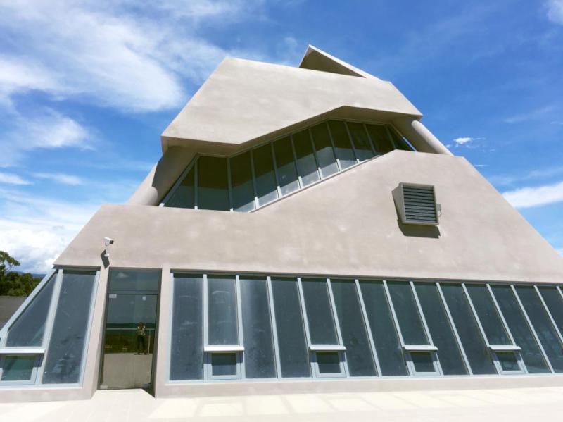 號稱全台最美台東大武之心驛站 2層建築引進特色美食成為新興打卡熱點