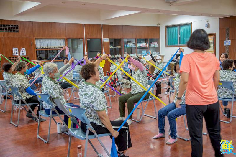 千歲活力風襲來！ 嘉藥USR健康香氛營邀長者一齊動起來