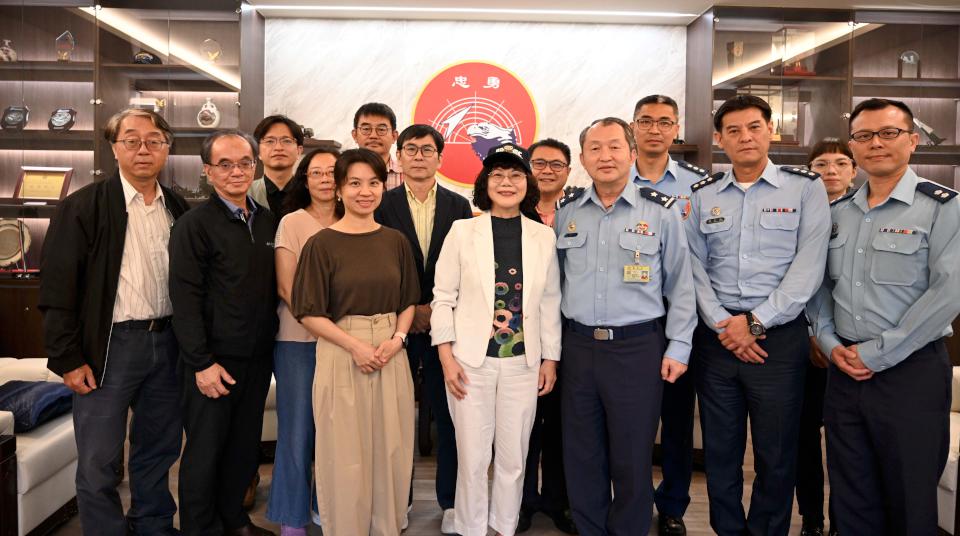 空大校長陳月端率隊訪防空指揮部 中將指揮官劉孝堂約定擇期簽約深化合作
