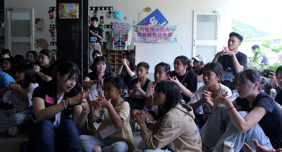 輔英科大Dream It Possible團隊 連7年暑假前進南投縣信義鄉潭南部落陪伴老幼